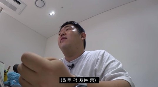 회사에서 빡친 직장인 공감.jpgif (초현실주의) | 인스티즈