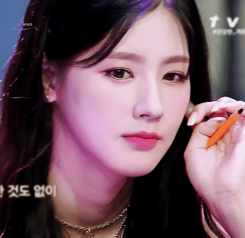 놀토 나온 후 소소하게 반응 있는 여자아이돌 gif | 인스티즈