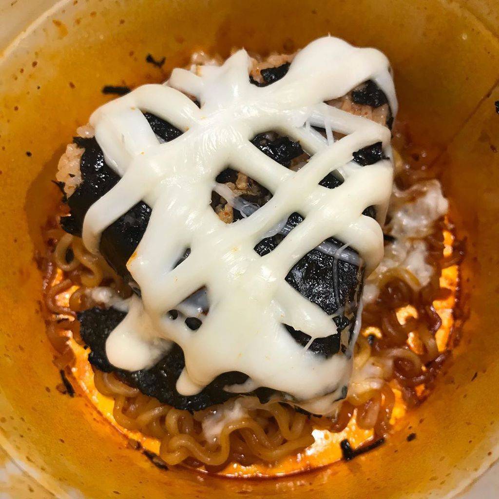 편의점에서 진수성찬 차려먹기.......jpg | 인스티즈