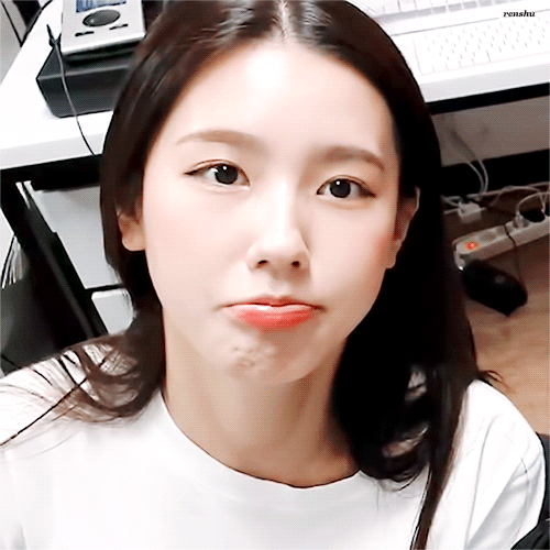 놀토 나온 후 소소하게 반응 있는 여자아이돌 gif | 인스티즈