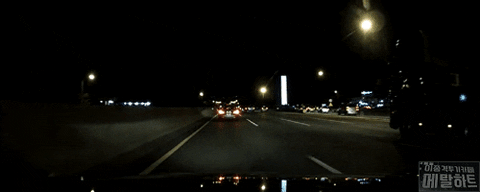 도로위의 암 덩어리 중 하나인 양발 운전.jpgif | 인스티즈