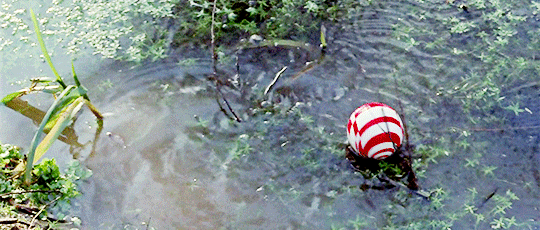 한국에선 덜 알려졌는데 서양에선 레전드 호러 영화로 유명 | 인스티즈