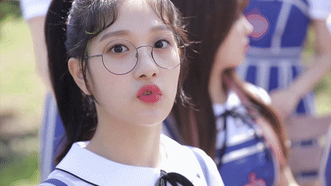 안경이 잘어울리는 프로미스나인 이서연 | 인스티즈