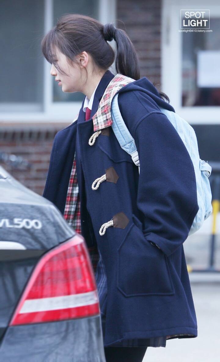 얼굴이 잘 붓는다는 수지 부은얼굴.jpg | 인스티즈