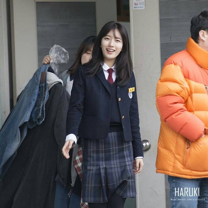 얼굴이 잘 붓는다는 수지 부은얼굴.jpg | 인스티즈