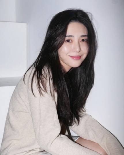 권민아, "FNC 진심 느꼈다" 사과…쓰나미 맞은 AOA는 어쩌나(종합) | 인스티즈