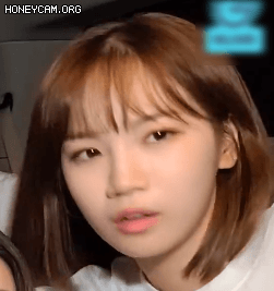 표정이 다양한 아이즈원 김채원.gif | 인스티즈
