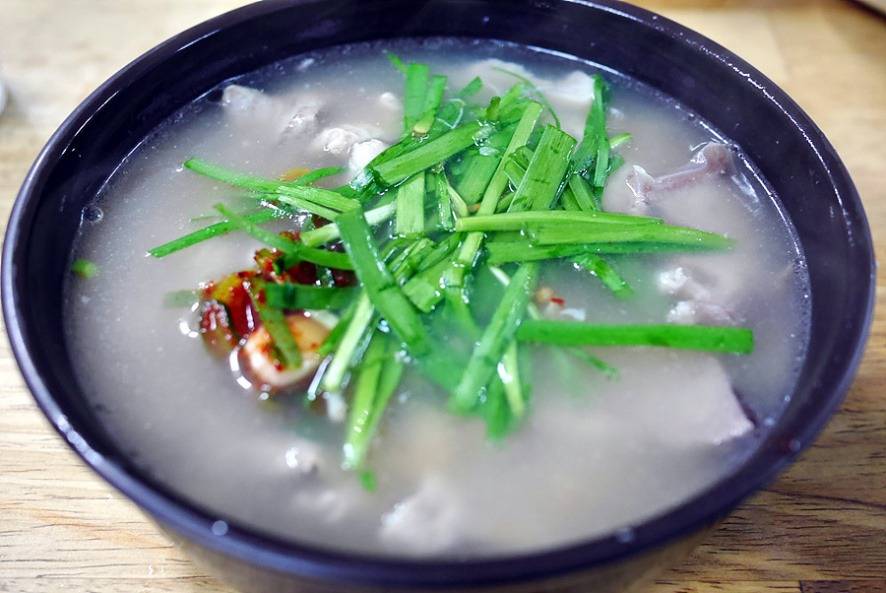 전날 과음한 당신, 친구와 해장겸 식사를 하러 가는데 당신의 선택은? | 인스티즈