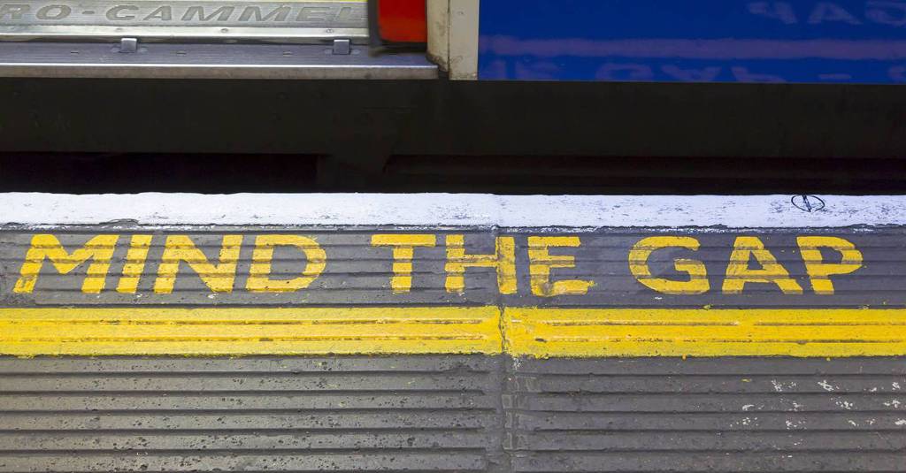 런던 지하철의 상징 중 하나 | 인스티즈