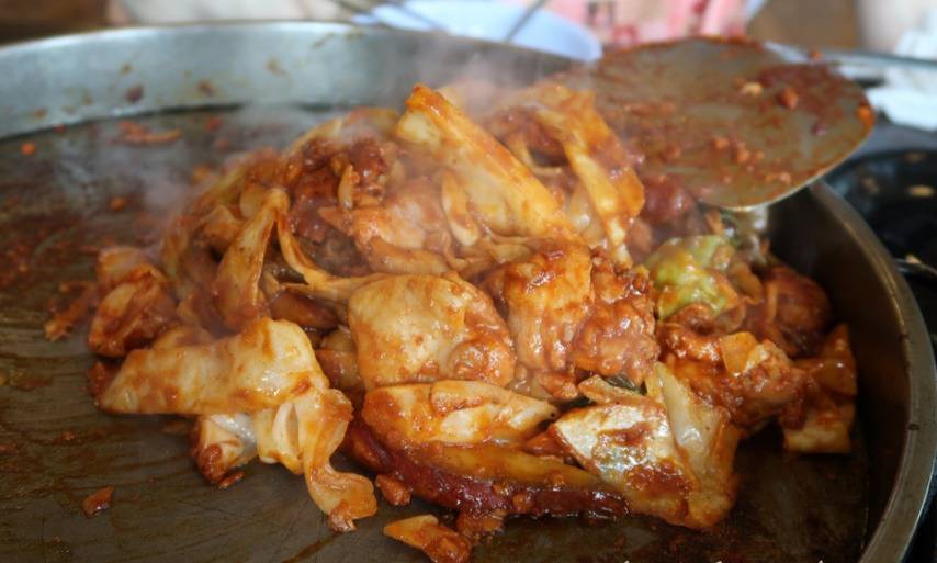 어느날 친구가 닭요리에 술 한잔 하자고 한다 당신의 선택은? | 인스티즈