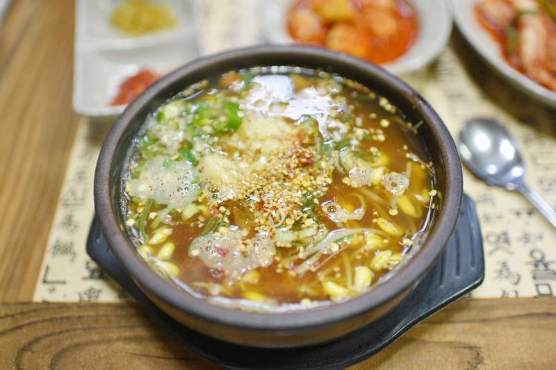 전날 과음한 당신, 친구와 해장겸 식사를 하러 가는데 당신의 선택은? | 인스티즈