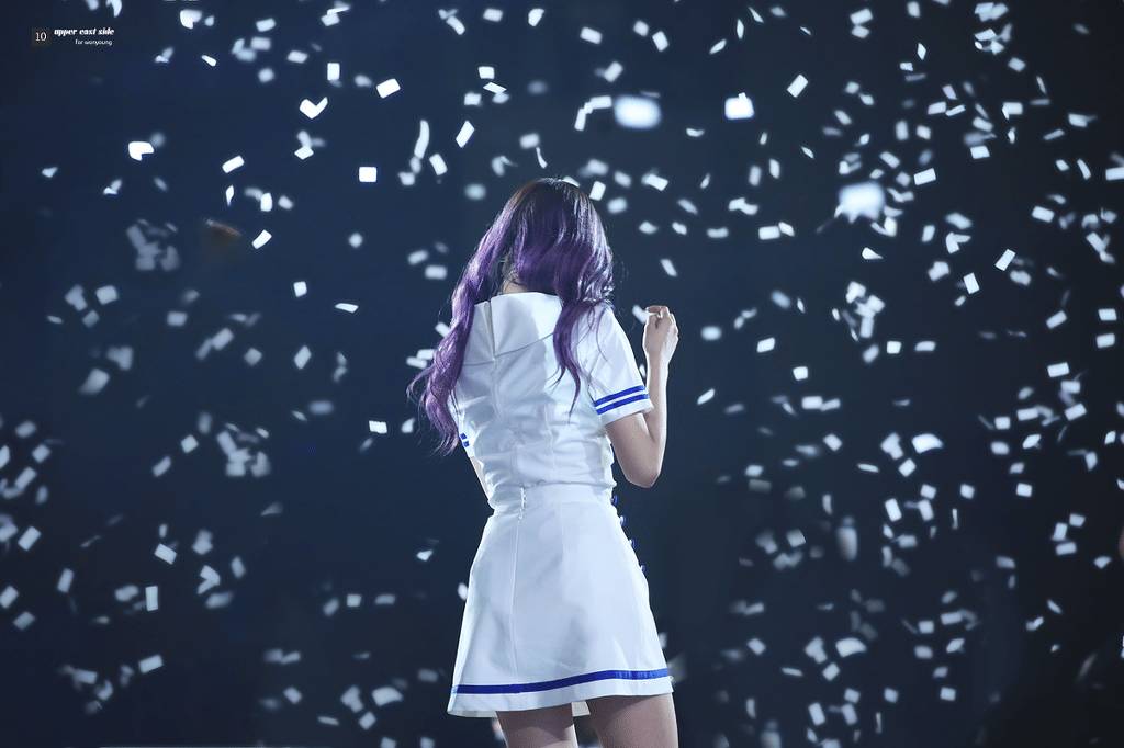 꽃가루를 너무 너무 좋아하는 아이즈원 장원영 | 인스티즈