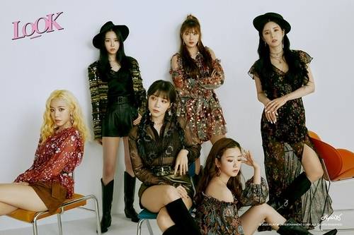 가장 먼저 떠오른 네글자인 여자아이돌 이름 말하기.jpg | 인스티즈