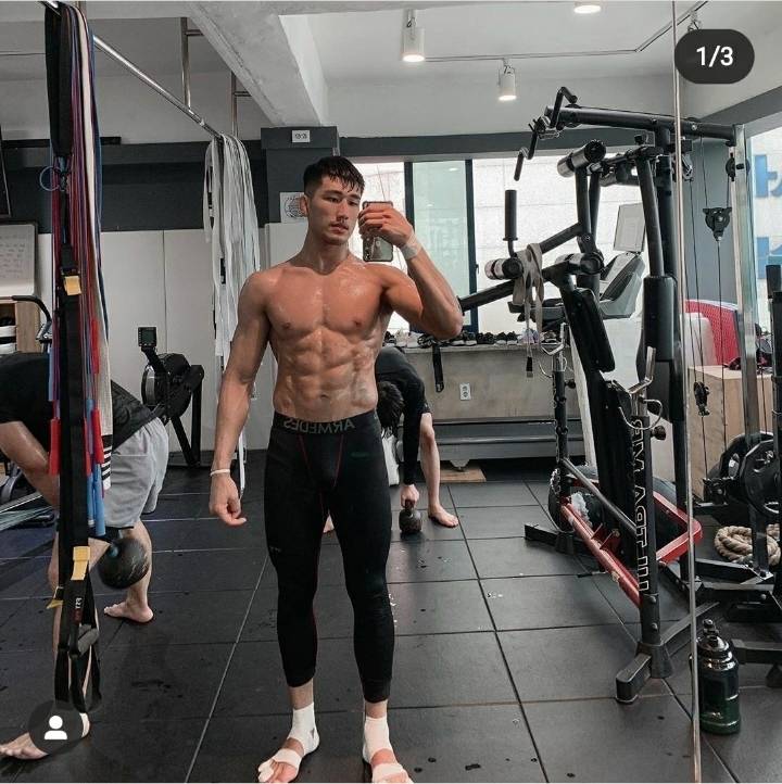 남자도 여자도 모두 좋아할 몸매 | 인스티즈