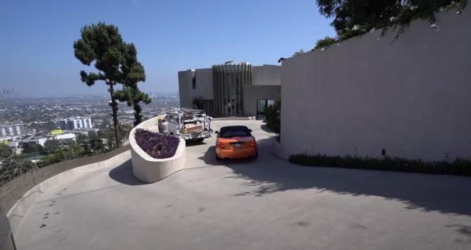 엑스재팬 요시키의 개인 차고 | 인스티즈