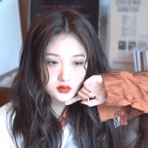 프로미스나인 이서연, 이나경, 백지헌 컴백 티저 움짤버전 | 인스티즈