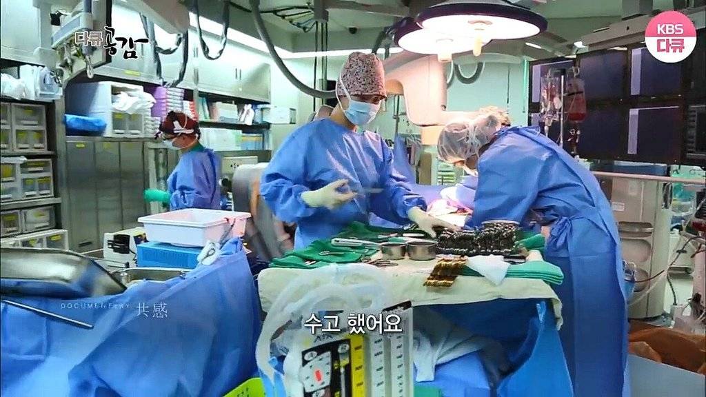 흉부외과 의사가 수술할때 화를 내는 이유 | 인스티즈