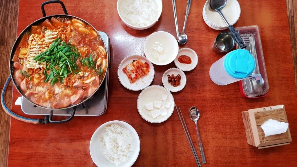 김치찌개보다 은근 좋아하는 사람 많은 찌개 | 인스티즈