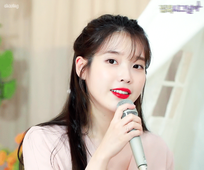 아이유 닮은 이지금 | 인스티즈