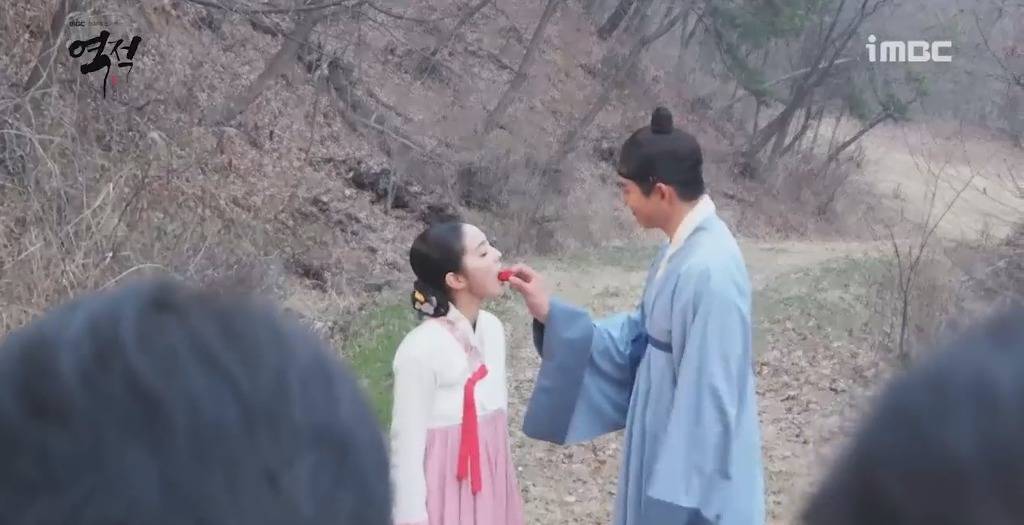 키스신 연습하는 배우들 | 인스티즈