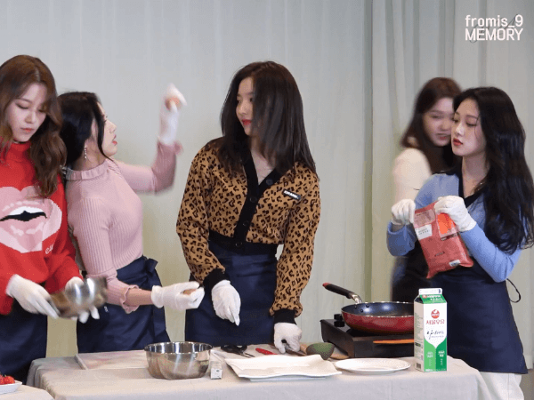 프로미스나인 멤버들의 브런치 만들기 대결 2탄! | 인스티즈