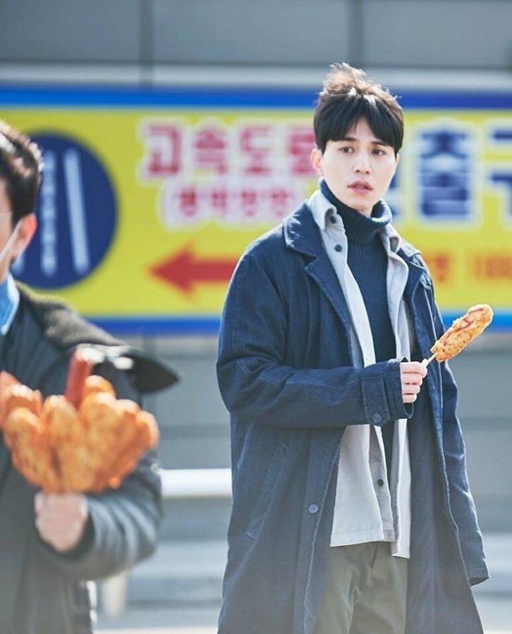 뭔가 상대적 박탈감을 느끼게 하는 오정세.jpg | 인스티즈