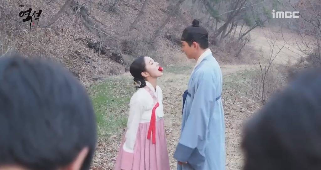 키스신 연습하는 배우들 | 인스티즈