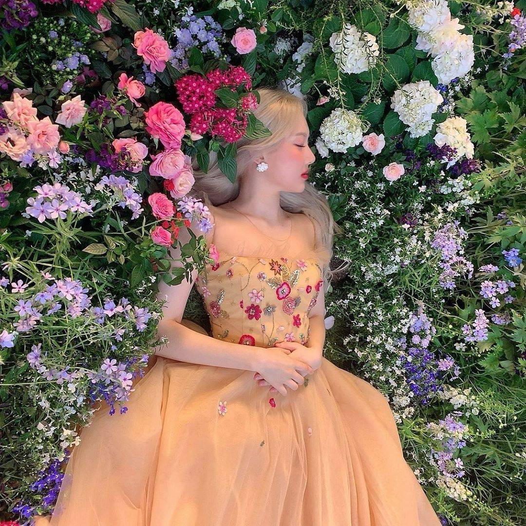 잠자는 숲속의 공주 여자친구 예린이.insta | 인스티즈