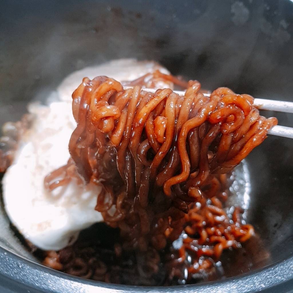 맛이 달라졌다는 소리 많이 듣는 라면 | 인스티즈