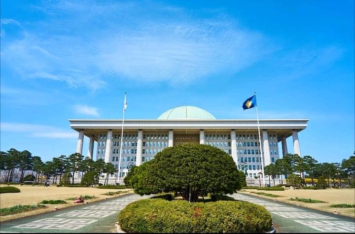 갓오하 애니 1화에서 보여준 한국 묘사 | 인스티즈