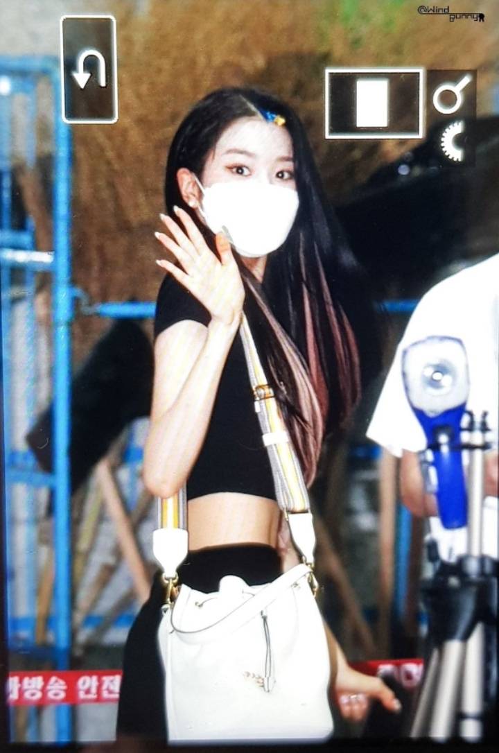 아이즈원 장원영 복근 | 인스티즈