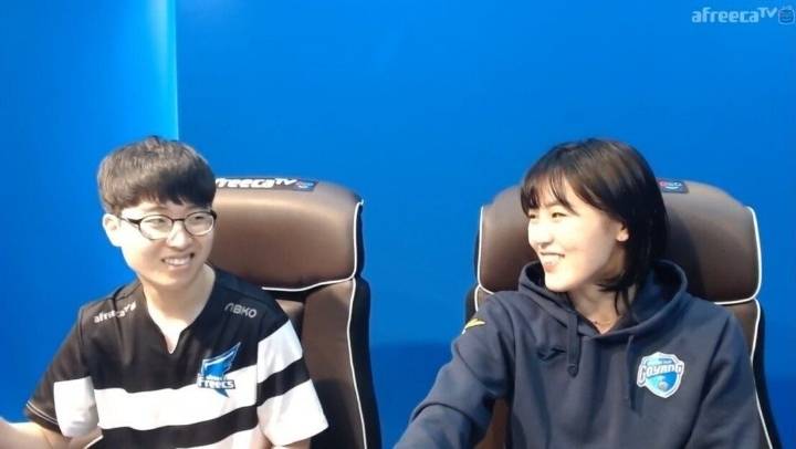 롤 프로게이머들이 보여주는 진정한 웃음..jpg | 인스티즈