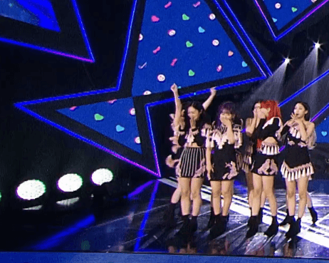 2년 4개월만에 음방 1위를 차지한 러블리즈 | 인스티즈