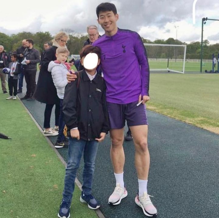 여자들이 손흥민 실물보고 뻑가는 이유 | 인스티즈