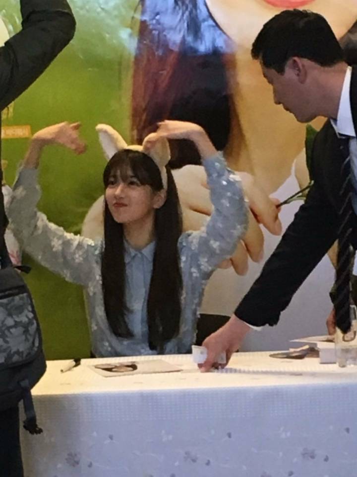 폰카로 찍은 수지 실물 | 인스티즈