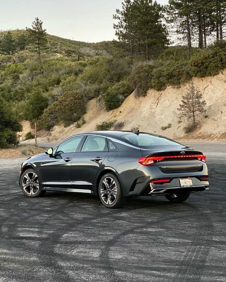 미국 매장에 입고된 기아 K5 | 인스티즈