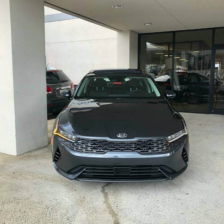 미국 매장에 입고된 기아 K5 | 인스티즈