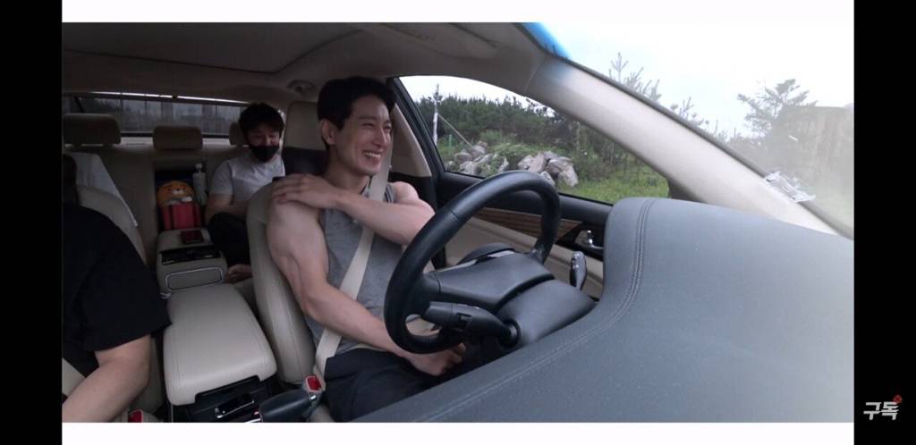 가짜사나이 에이전트 H 교관의 외모 클라스.jpgif | 인스티즈