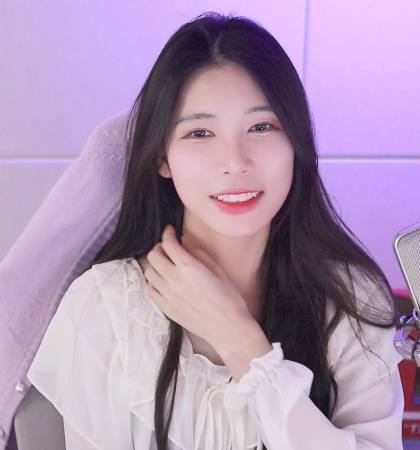 요즘 예뻐보이는 여스트리머들 | 인스티즈