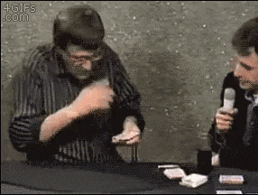 그냥 카드를 테이블에 내려놓는 마술 | 인스티즈