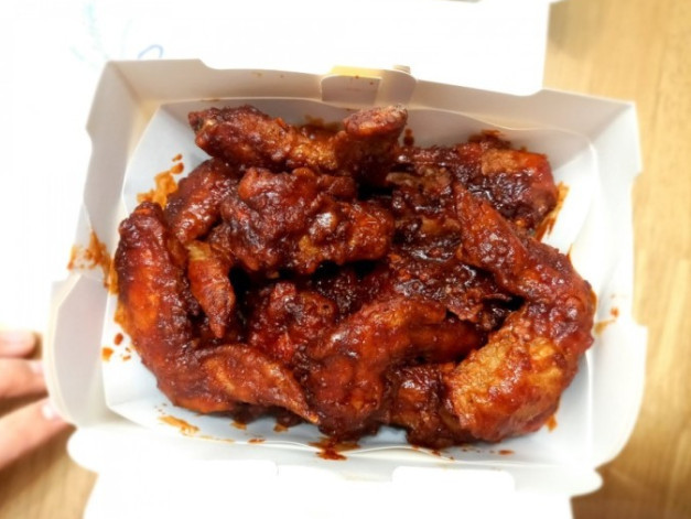 닉값 제대로 하는 치킨.jpg | 인스티즈