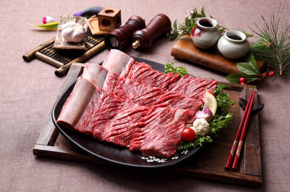 돼지갈비, 삼겹살 구이 평생공짜(가족 지인까지 포함) vs 한우 소갈비 구이 평생 공짜(오직 혼자만) | 인스티즈