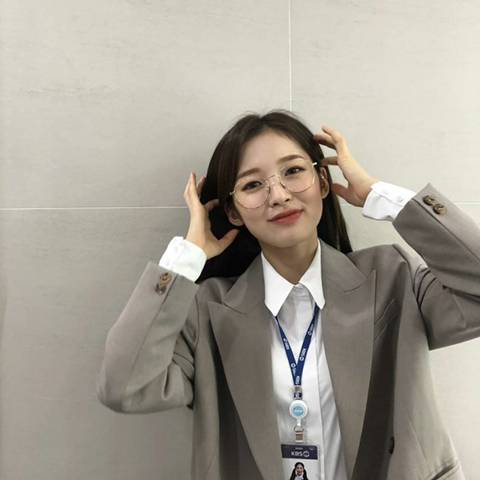 신입사원 오마이걸 아린이.jpg | 인스티즈