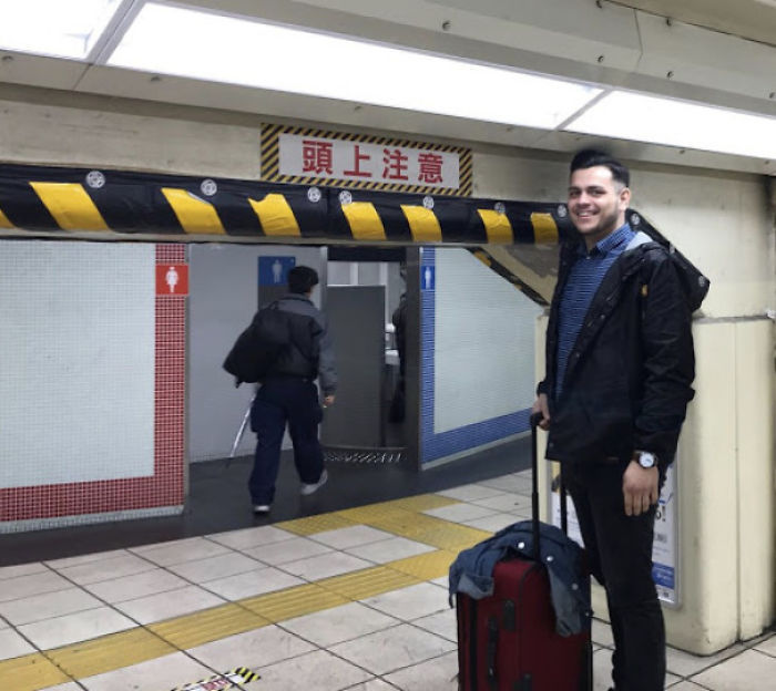 일본에 놀러갔다가 키 때문에 고생한 외국인들 | 인스티즈