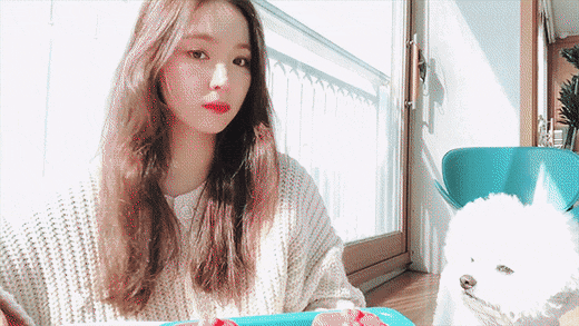 유튜브하면서 이쁘다는 말이 더 많이 나오는 여배우 | 인스티즈