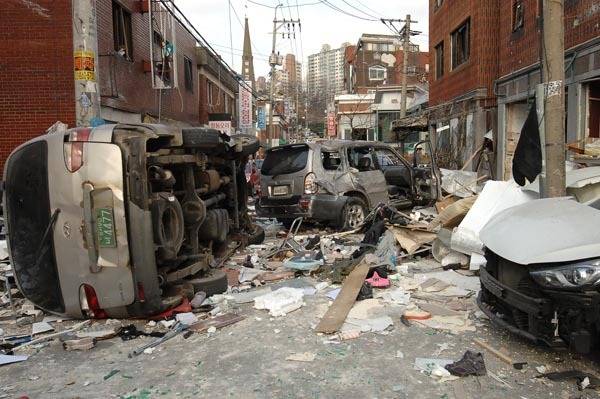 가정집 가스 폭발 사고.gif | 인스티즈