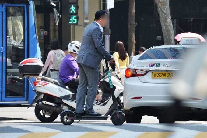 공유 전동킥보드의 치명적 허점 | 인스티즈