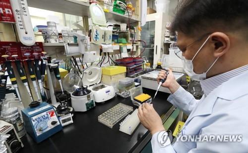 홍콩중국 연구진, 코에 뿌리는 코로나19 백신 임상시험 | 인스티즈