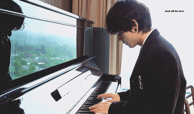 피아노치는 뷔 | 인스티즈