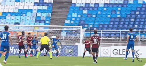 방금 슈퍼매치에서 나온 원더골 ㅎㄷㄷㄷㄷㄷ | 인스티즈